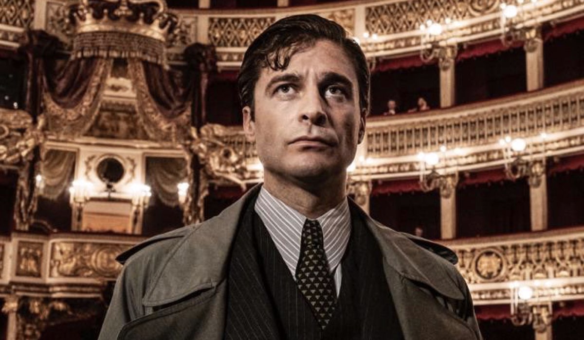 Il Commissario Ricciardi con Lino Guanciale nei panni del protagonista Credits RAI