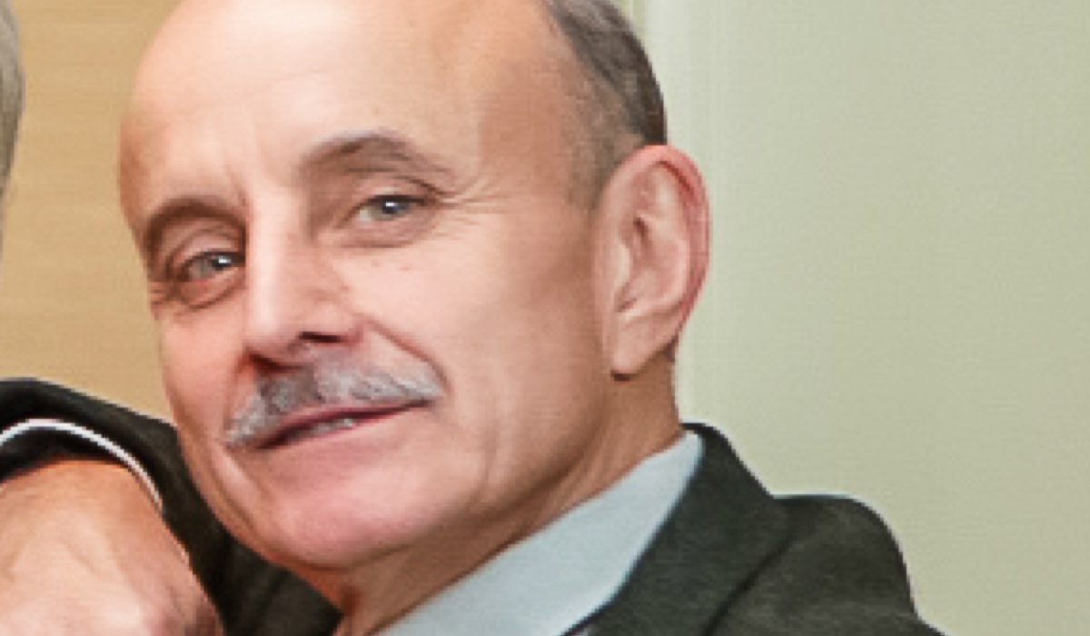 Giuseppe Cederna Interpreta Armando In Made In Italy. Credits: Mediaset