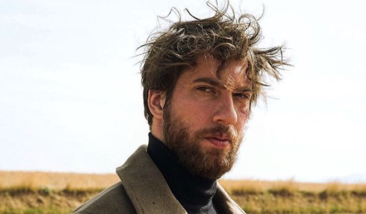 L'attore turco Utku Ates in una foto Postata sul suo Profilo Instragram Ufficiale