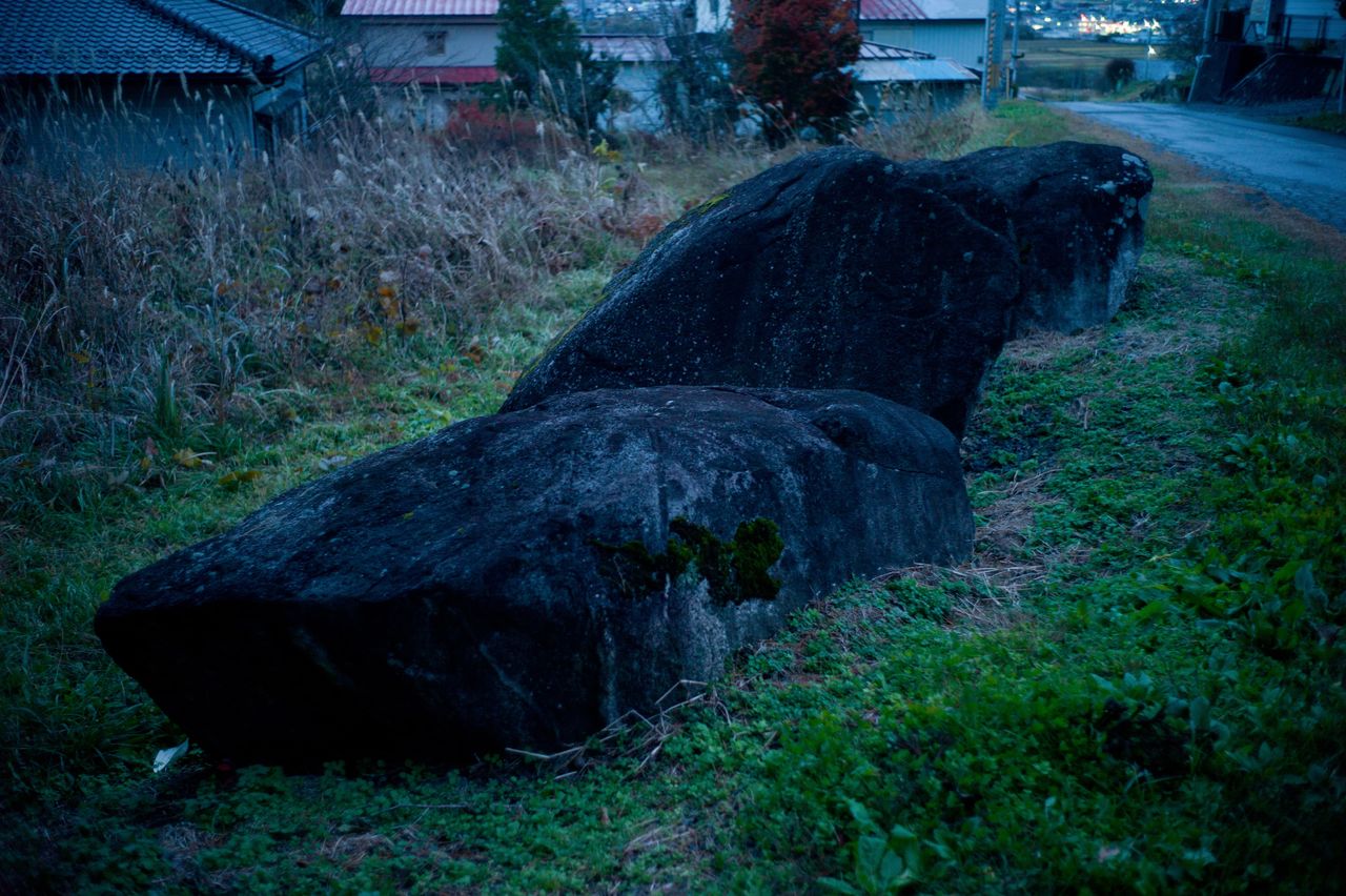 En la zona que se cree que es Dendera-no existe una roca adecuada para hacer de cama… © Takaaki Yagisawa 2024