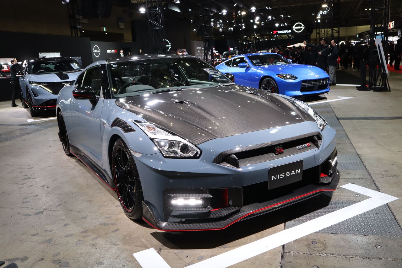 Edición especial Nismo del Nissan GT-R, que con sus 600 caballos es el más potente de la historia de estas siglas, expuesto en el Makuhari Messe de Chiba en enero de 2025. Su precio era de 30,61 millones de yenes. (Fotografía del autor del artículo)